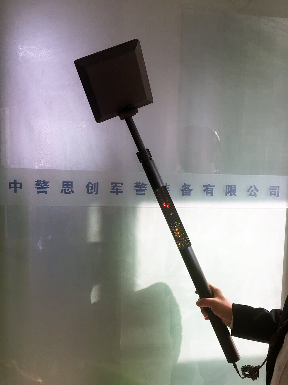 ACU-LUX 專(zhuān)業(yè)級(jí)非線(xiàn)性節(jié)點(diǎn)探測(cè)器