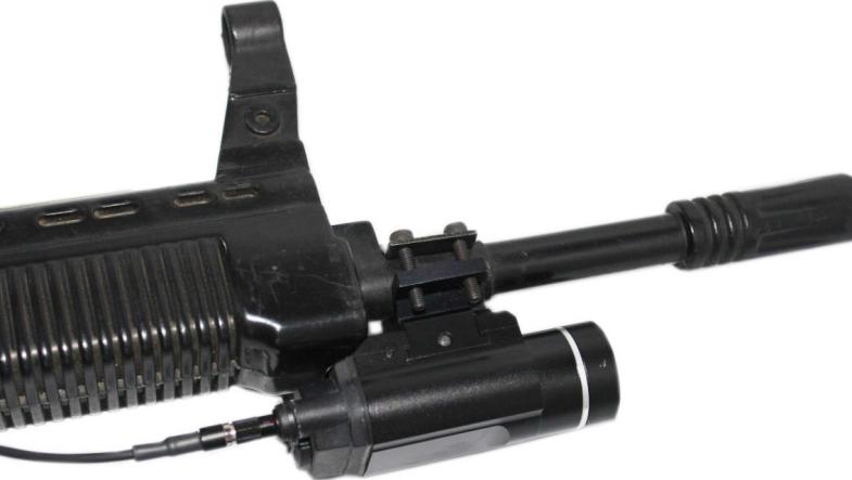 步槍戰(zhàn)術(shù)照明燈